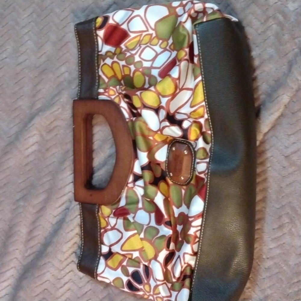 Nicole by Nicole Miller oversize hand clutch